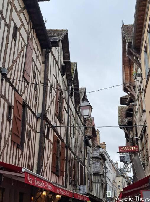 Le Clos Guivet Troyes Extérieur photo
